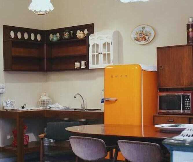 پانسیون Lhong Yaowarat Hostel