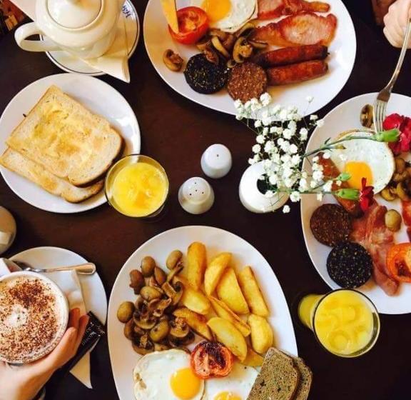 פנסיון Beaumont House