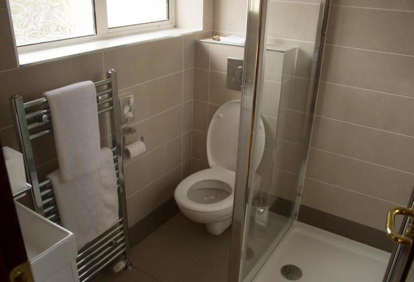 פנסיון Beaumont House