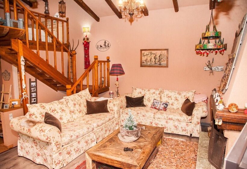 Utopia Mountain Chalet