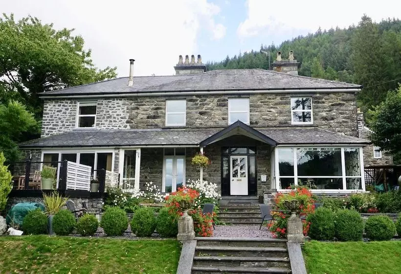 تختخواب و صبحانه Tyn Y Fron Country House