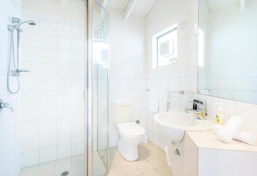 Como Mezzanine Retreat Executive Escapes