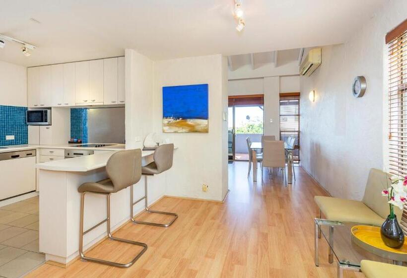 Como Mezzanine Retreat Executive Escapes