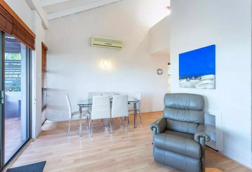 Como Mezzanine Retreat   Executive Escapes