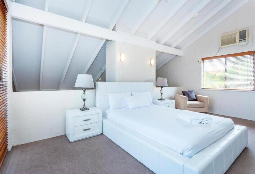 Como Mezzanine Retreat Executive Escapes