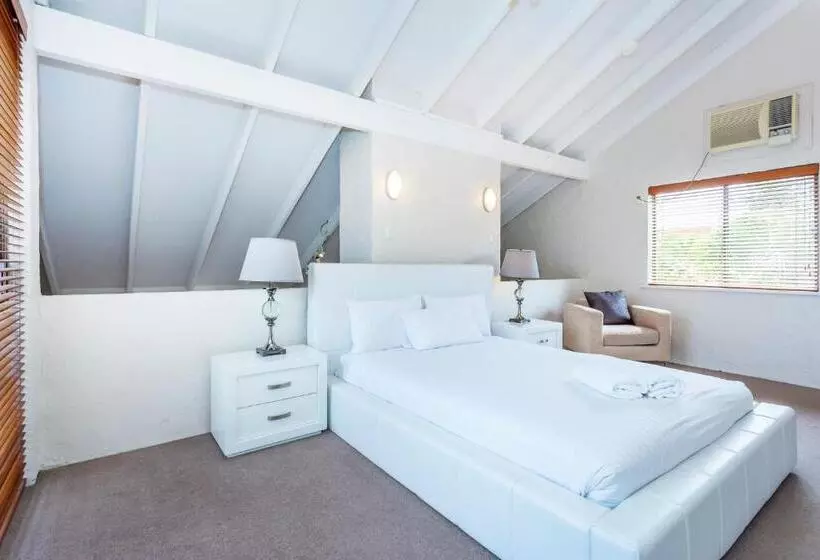 Como Mezzanine Retreat   Executive Escapes