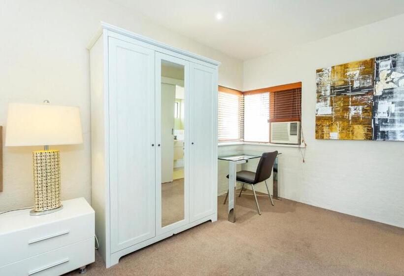 Como Mezzanine Retreat Executive Escapes