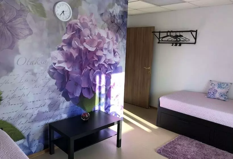 Horoshy Hostel