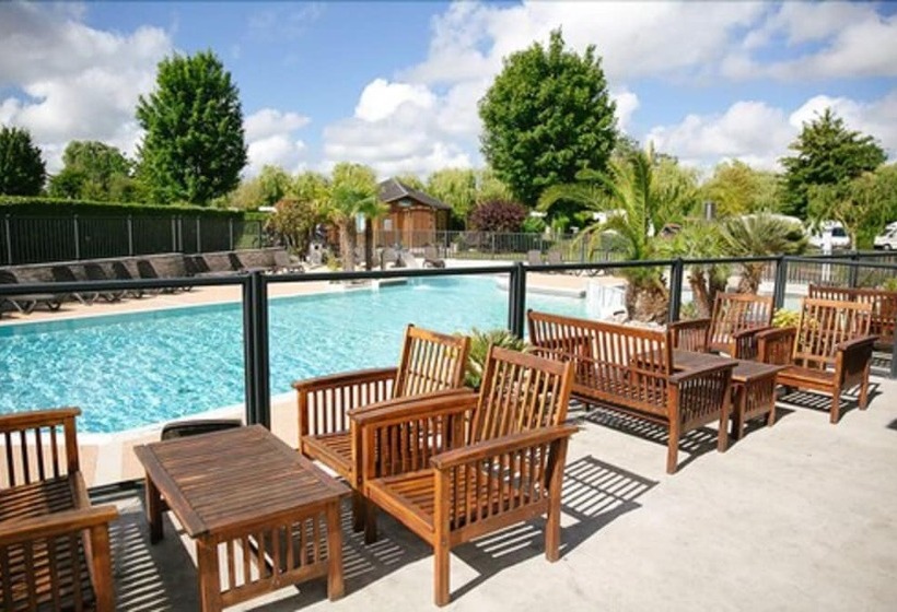 فندق Camping Haliotis