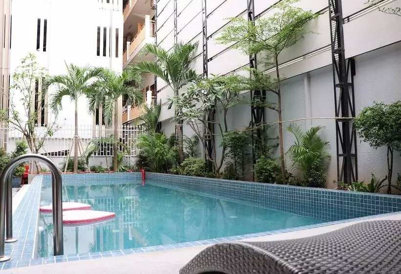 ホテル Check Inn Phnom Penh Bkk 1