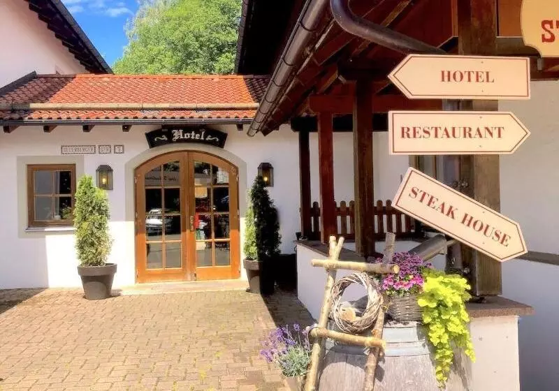 Hotelli Landgasthof Schöntag