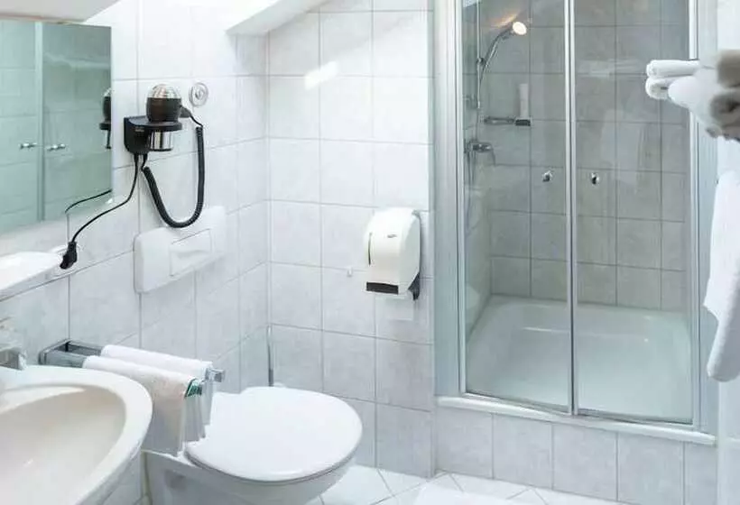 Hotelli Landgasthof Schöntag