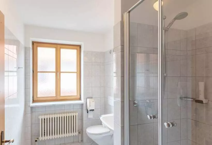 Hotelli Landgasthof Schöntag