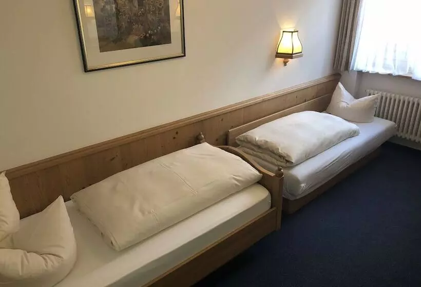 Hotelli Landgasthof Schöntag