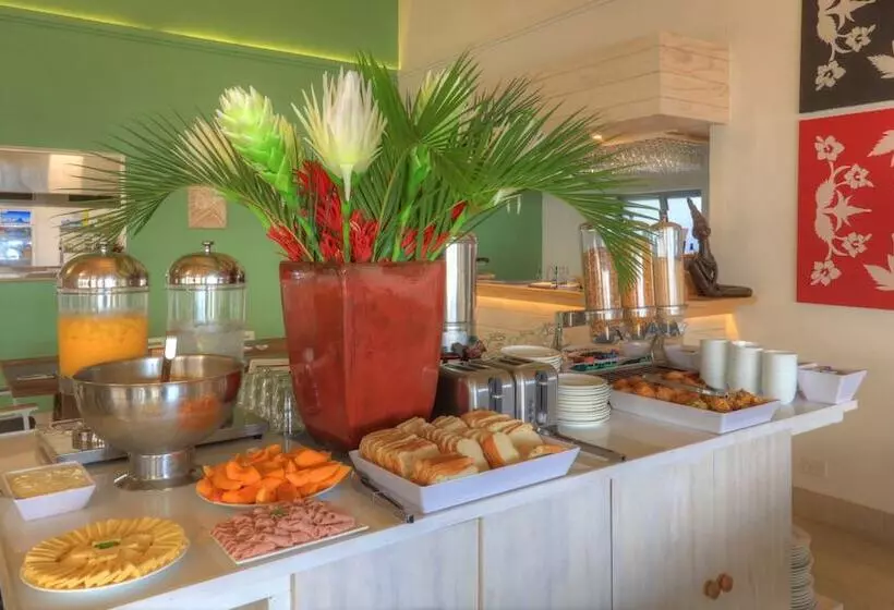 هتل Moana Sands Lagoon Resort - Adults Only
