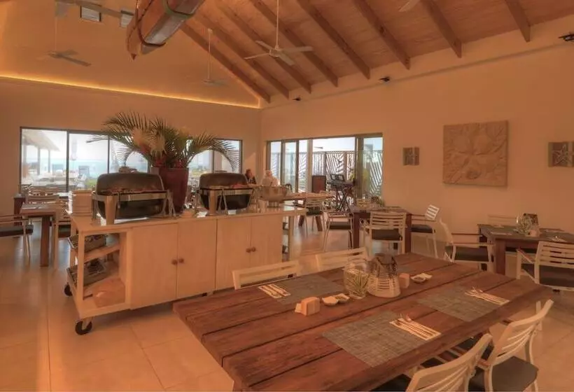 هتل Moana Sands Lagoon Resort - Adults Only