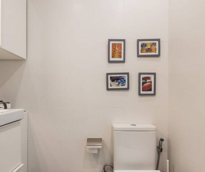 Light Filled Apartment, By Timecooler