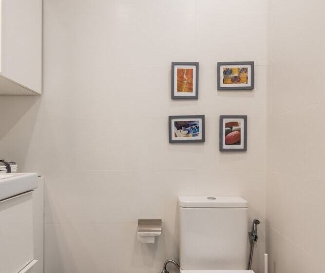 Light Filled Apartment, By Timecooler