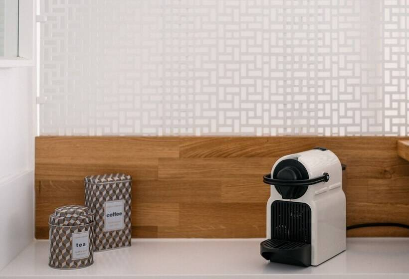 Light Filled Apartment, By Timecooler