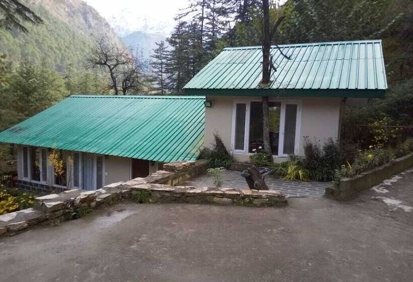 هتل Asaka Himalayan Inspiration Lodge Kasol