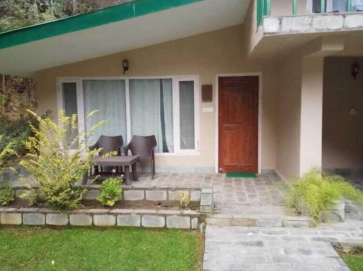 هتل Asaka Himalayan Inspiration Lodge Kasol