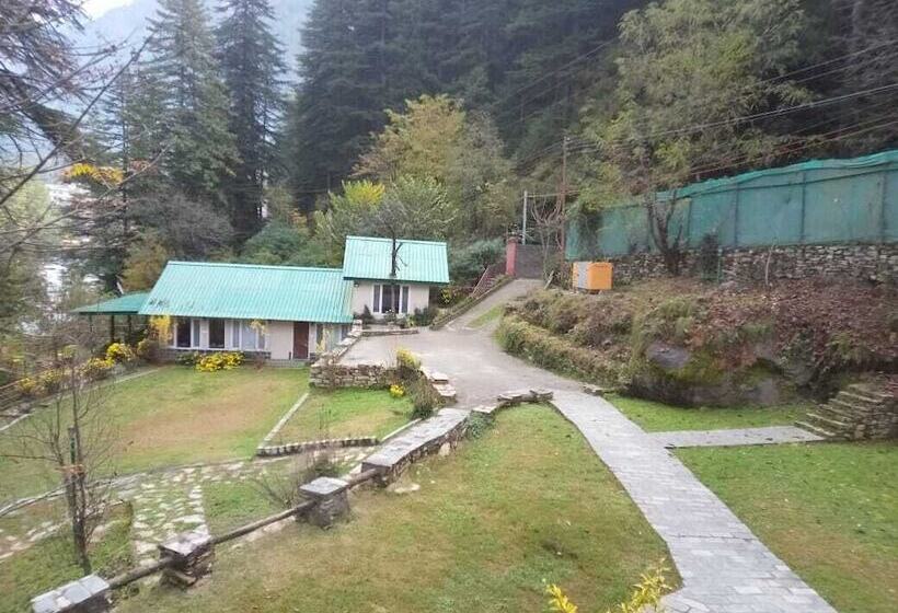 هتل Asaka Himalayan Inspiration Lodge Kasol