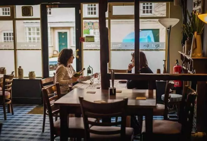 ホテル The Old Bakery