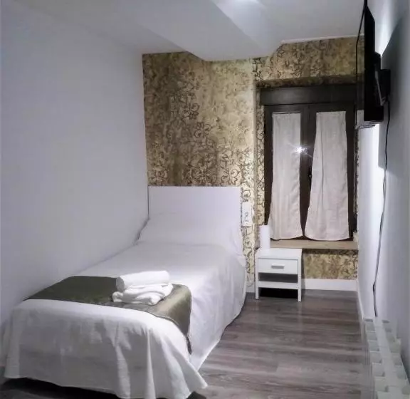 پانسیون Ontinyent Rooms
