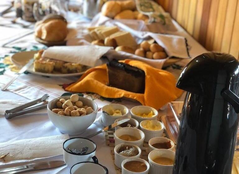 ペンション Pousada Bela Tereza