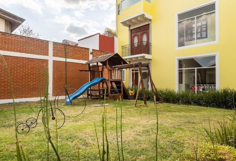 ホテル Emperadores