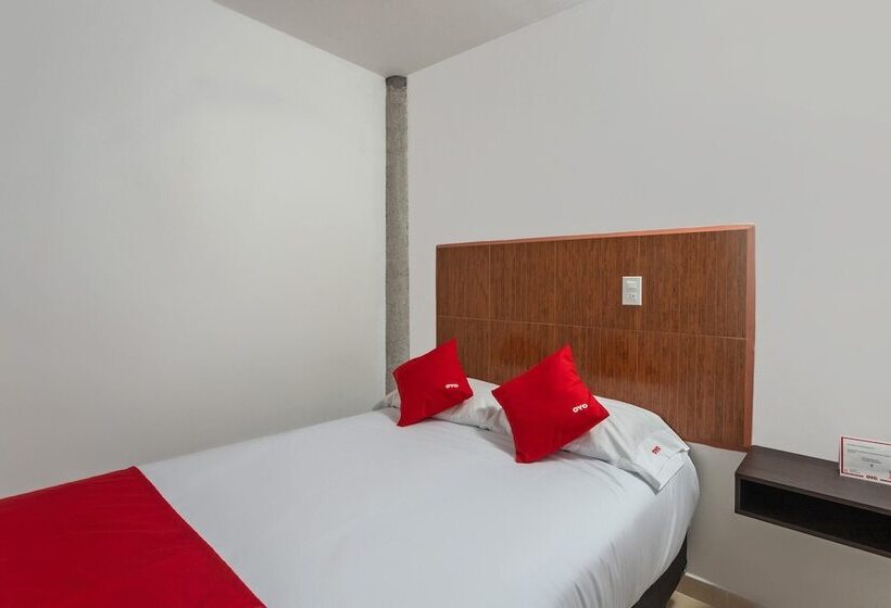 ホテル Emperadores