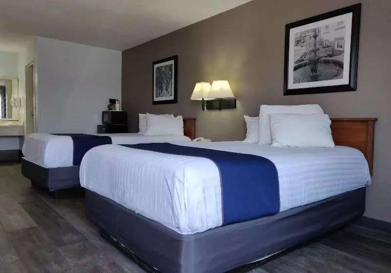 בית מלון כפרי Cedar Cove