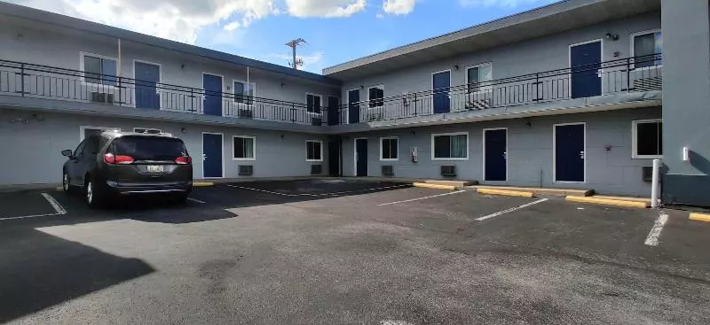 בית מלון כפרי Cedar Cove