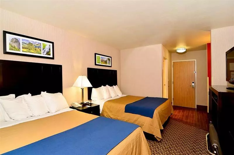 בית מלון כפרי Comfort Inn Troutdaleportland East