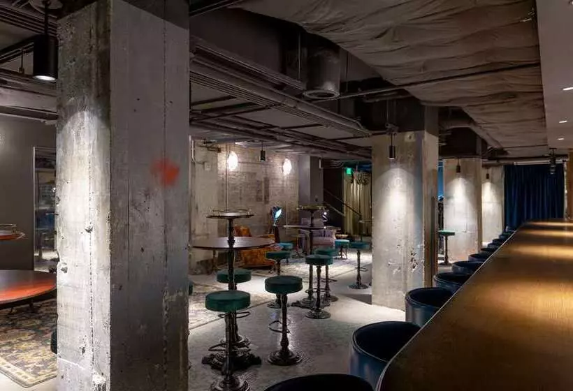 Hotel Fort Des Moines, Curio Collection By Hilton