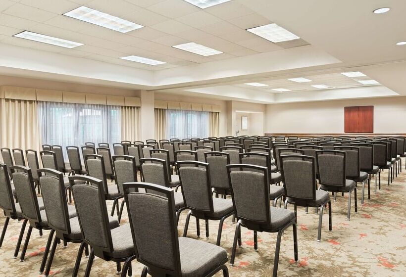 فندق Homewood Suites By Hilton Raleighcrabtree Valley