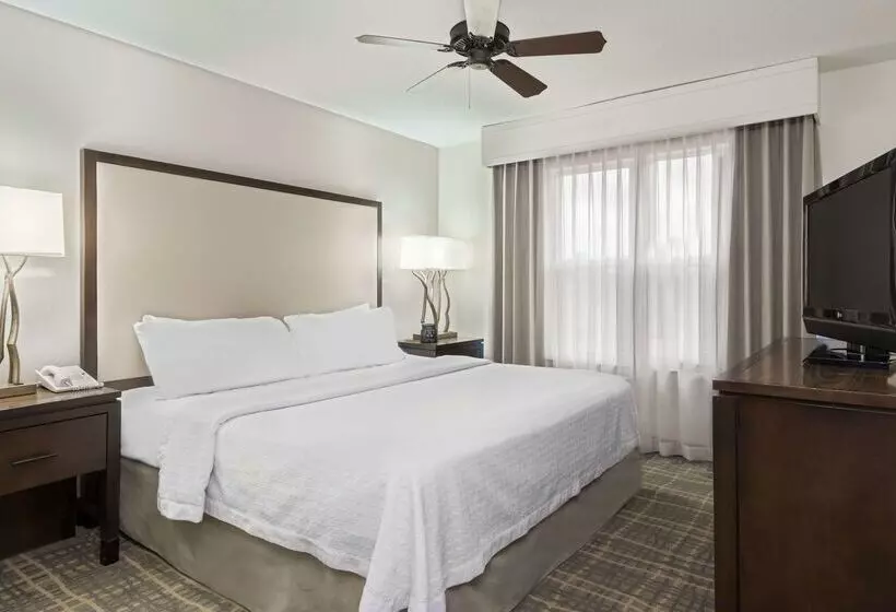 Отель Homewood Suites By Hilton Raleighcrabtree Valley