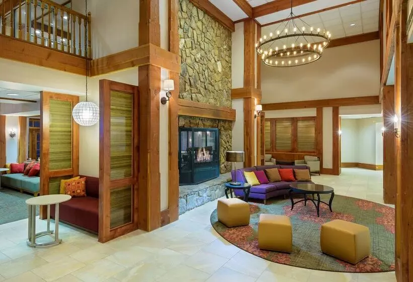 Отель Homewood Suites By Hilton Raleighcrabtree Valley