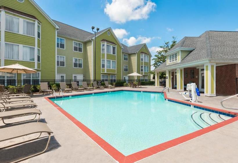 호텔 Homewood Suites By Hilton Charlotte Northuniv Research