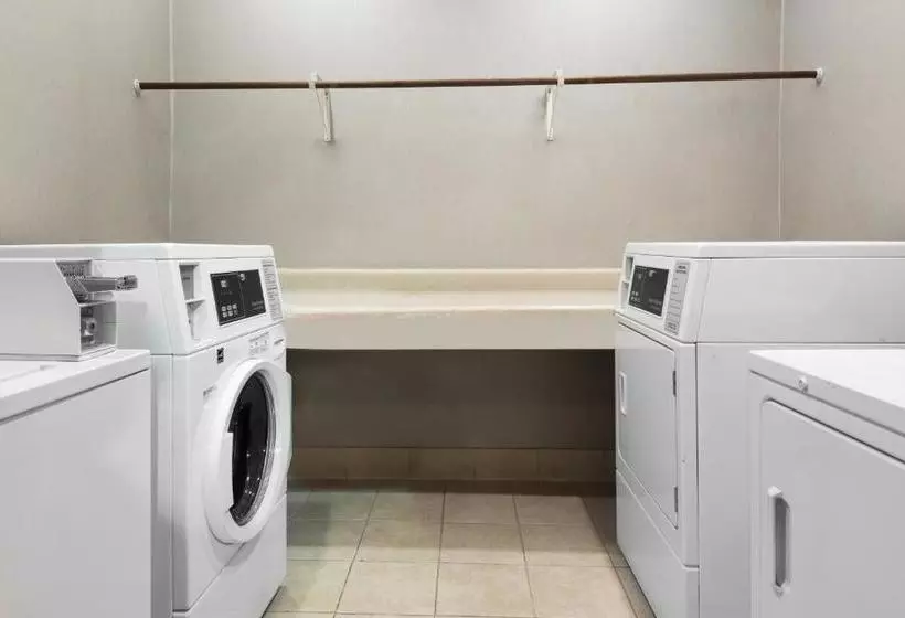 酒店 Homewood Suites By Hilton Charlotte Northuniv Research