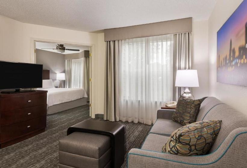 호텔 Homewood Suites By Hilton Charlotte Northuniv Research