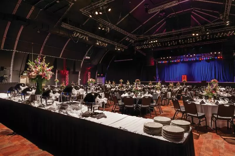 Отель Horseshoe Bossier Casino &