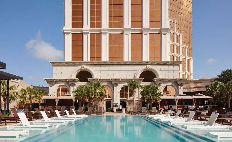 Отель Horseshoe Bossier Casino &