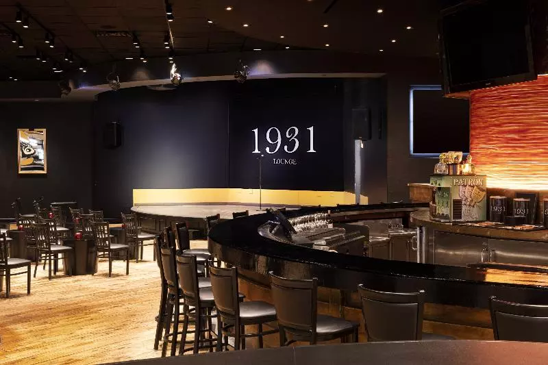 Отель Horseshoe Bossier Casino &