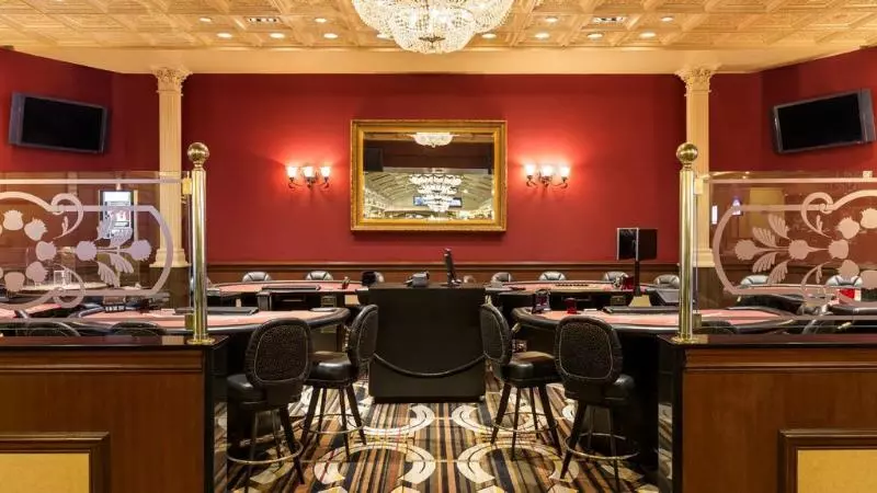 Отель Horseshoe Bossier Casino &