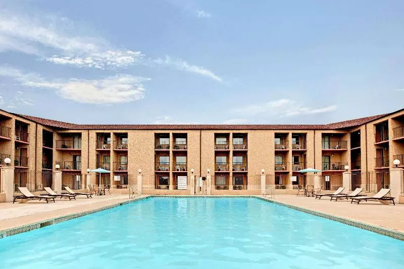 فندق Howard Johnson By Wyndham Blackwood Near Philadelphia