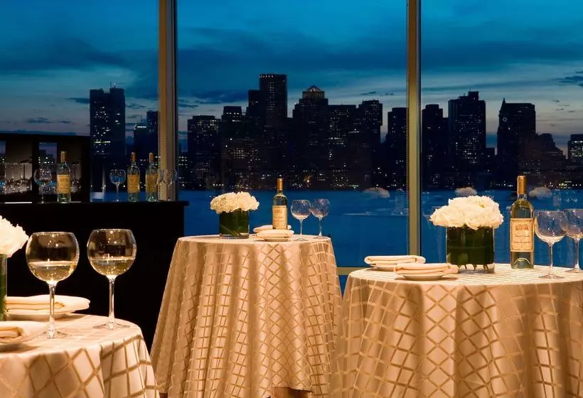 Отель Hyatt Regency Boston Harbor