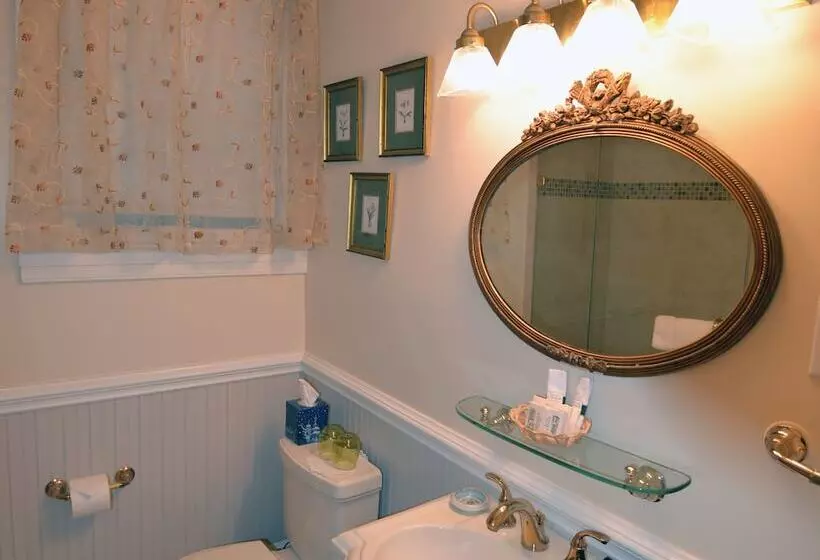 ホテル Inn At Monticello