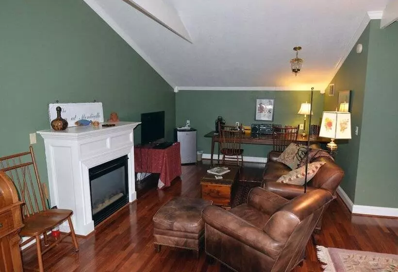 ホテル Inn At Monticello