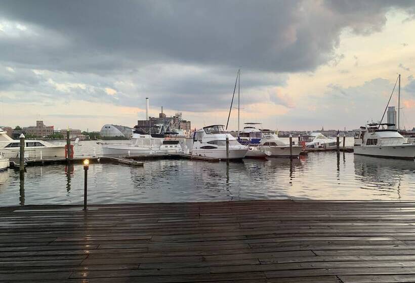 The Inn At Henderson S Wharf, Ascend Hotel Collection